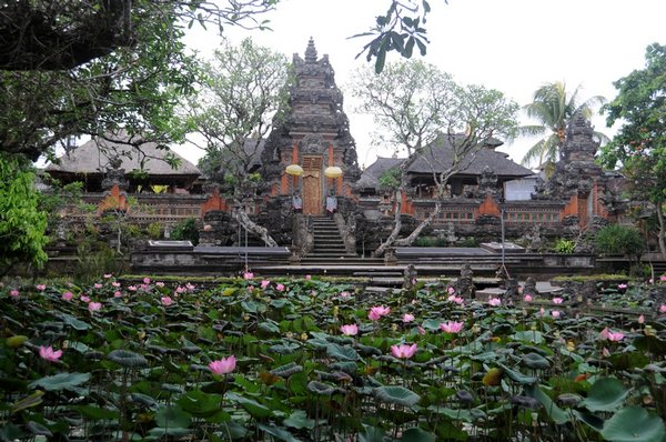 tn_181  Ubud Kemuda Saraswati.JPG