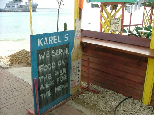 092 Karel's bar.JPG