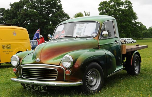 tn_028a  NR 100 Years Morris Minor.jpg