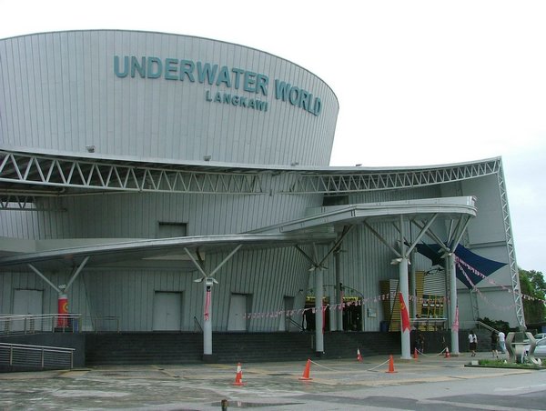273 Underwaterworld.JPG