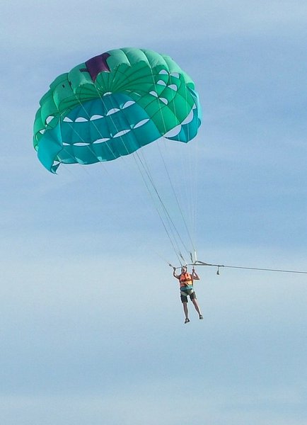 336 Parasailing Pantai Cenang beach.JPG
