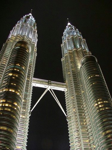 090 KL Petronas towers.JPG