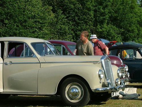 058 Henk's Wolseley.JPG