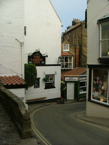 071 Robin Hoods Bay.JPG